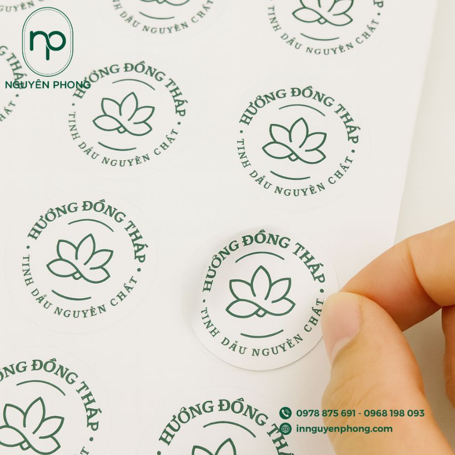 in-logo-tinh-dau-bat-mat-tai-nguyen-phong